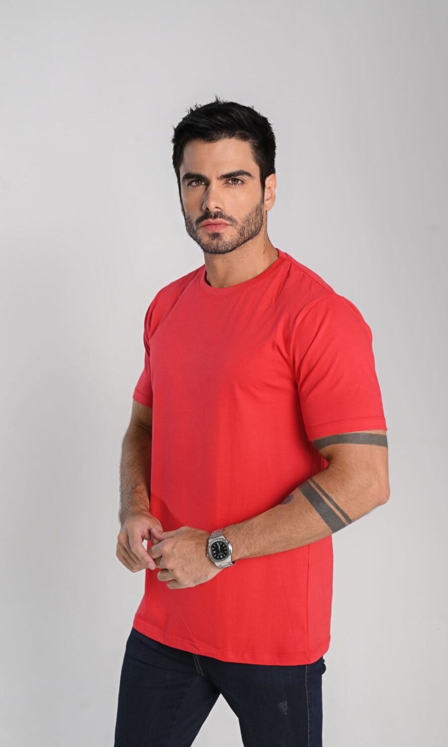 Camiseta Masculina Algodão Premium Fio 30.1 Confortável Leve Dia a Dia Vermelha